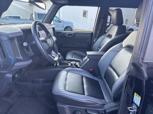 Used 2024 Ford Bronco Black Diamond w/ Sasquatch Package image 10