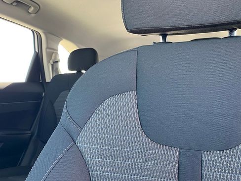 New 2026 Kia Sorento LX FWD image 12