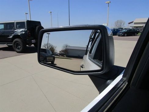 Used 2022 GMC Sierra 1500 Pro w/ 1SA Safety Plus Package AWD/4WD image 36