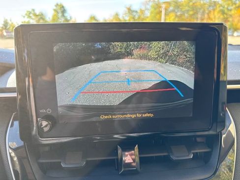 Used 2023 Toyota Corolla LE image 36