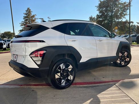 Used 2025 Hyundai Kona SEL image 6