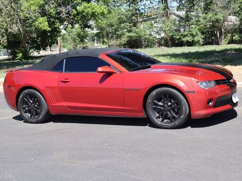 Used 2014 Chevrolet Camaro LT RWD image 2