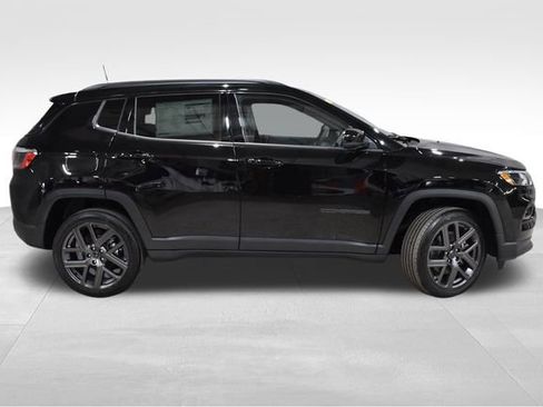 New 2026 Jeep Compass Limited image 2