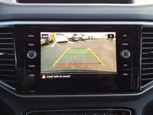 Certified 2023 Volkswagen Atlas Cross Sport SE w/ Black Wheel Package image 17