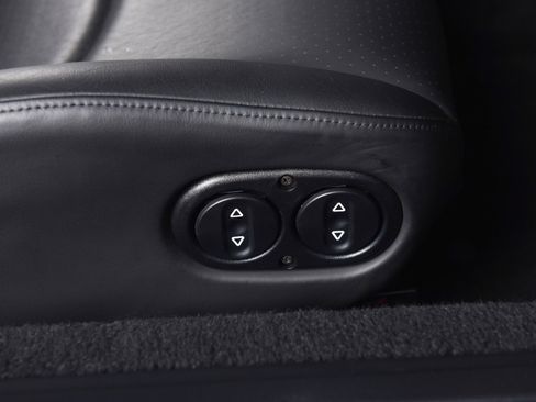 Used 1998 Porsche 911 Carrera S image 19