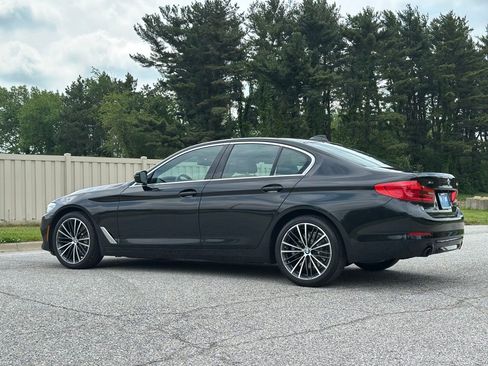 Used 2019 BMW 530i xDrive w/ Convenience Package AWD/4WD image 5
