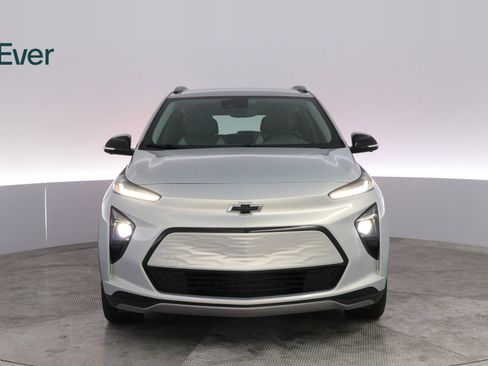Used 2022 Chevrolet Bolt EUV Premier image 12