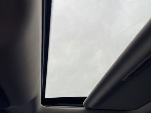 Used 2022 Nissan Altima 2.5 SR w/ Midnight Edition Package image 12