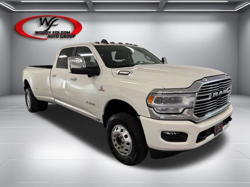 Used 2024 RAM 3500 Laramie AWD/4WD image 3