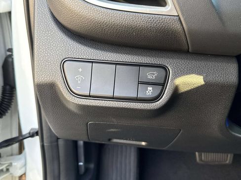 New 2025 Kia Seltos SX AWD/4WD image 25