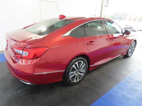 Used 2020 Honda Accord EX image 11
