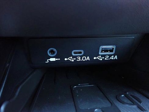 Used 2023 Subaru Outback Onyx Edition image 19