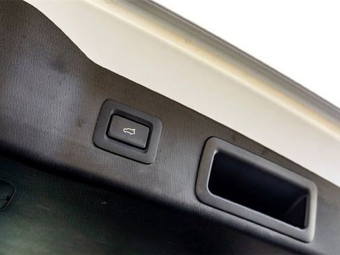 Certified 2025 MAZDA CX-5 Carbon Edition image 30