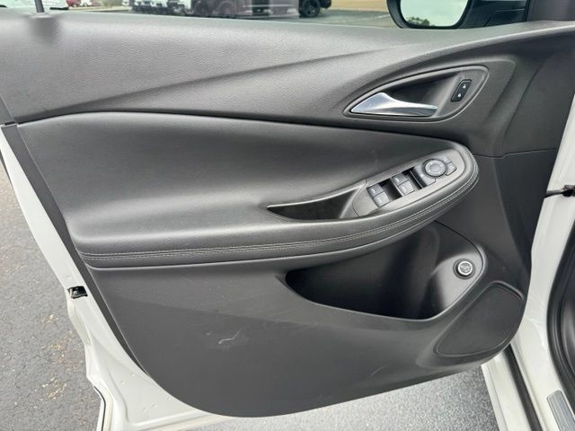 Used 2022 Buick Encore GX Select w/ Sport Touring Package AWD/4WD image 18