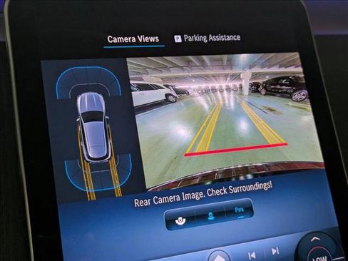 Certified 2025 Mercedes-Benz GLC 300 image 16