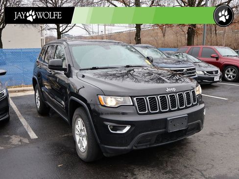 Used 2019 Jeep Grand Cherokee Laredo w/ Security & Convenience Group AWD/4WD image 1