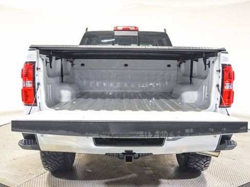 Used 2017 GMC Sierra 1500 SLE w/ SLE Value Package image 11