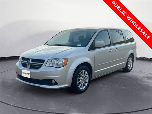 Used 2012 Dodge Grand Caravan R/T image 1