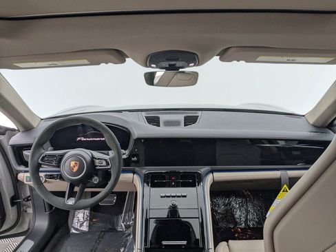 New 2026 Porsche Panamera image 19