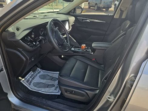 Used 2023 Buick Envision Essence FWD image 9