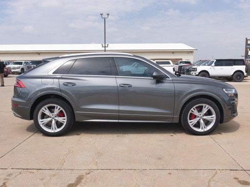 Used 2021 Audi Q8 Premium AWD/4WD image 5