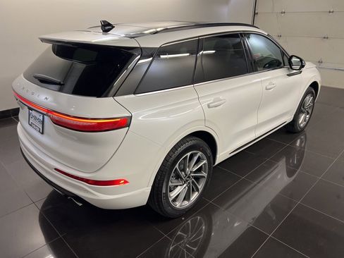 New 2026 Lincoln Corsair Grand Touring image 6