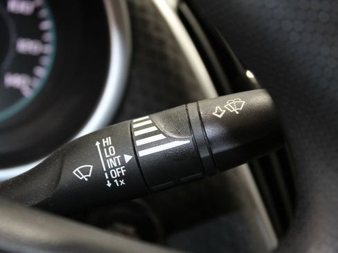 Used 2024 Chevrolet Malibu LT image 35