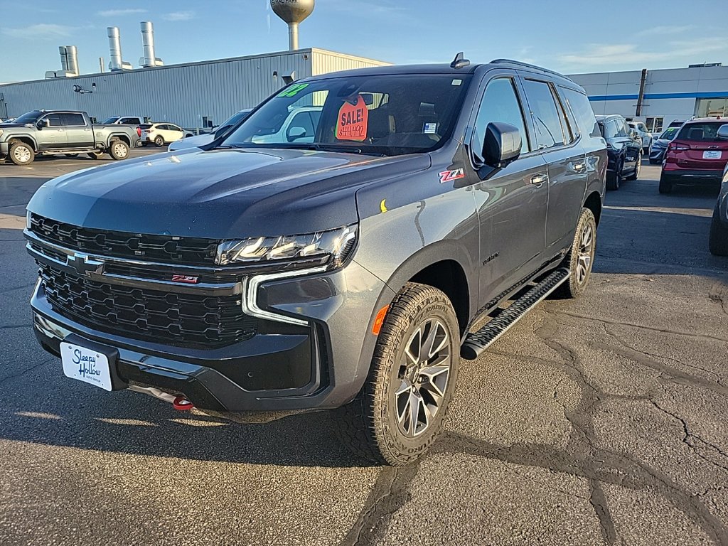 Used 2022 Chevrolet Tahoe Z71 w/ Luxury Package AWD/4WD image 1