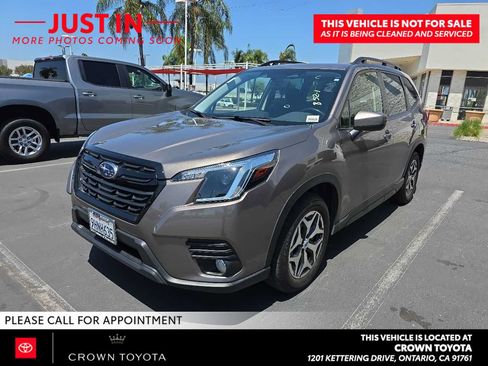 Used 2023 Subaru Forester Premium AWD/4WD image 1