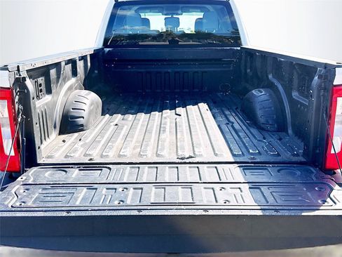 Used 2024 Ford F250 XL w/ XL Chrome Package AWD/4WD image 4