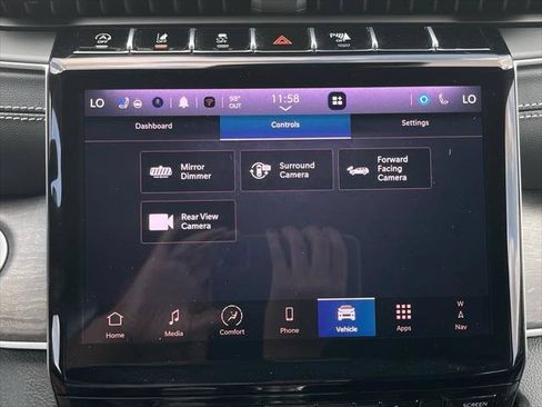 Certified 2025 Jeep Grand Cherokee Limited w/ Luxury Tech Group II AWD/4WD image 35