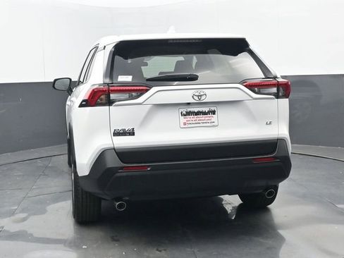 Used 2025 Toyota RAV4 LE image 17