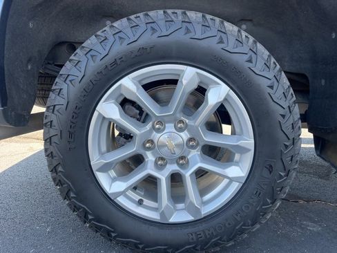 Used 2023 Chevrolet Silverado 1500 LT w/ Protection Package image 11