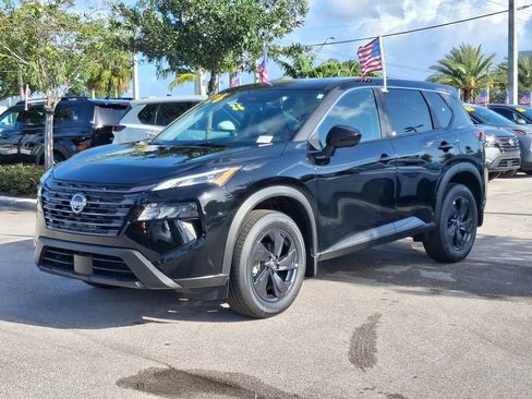 Used 2026 Nissan Rogue SV FWD image 3