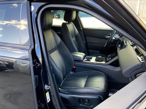 Used 2020 Land Rover Range Rover Velar S image 7