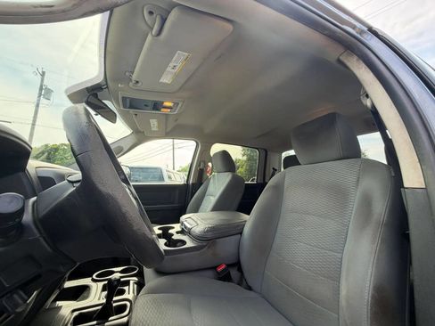 Used 2018 RAM 2500 Tradesman w/ Chrome Appearance Group AWD/4WD image 15
