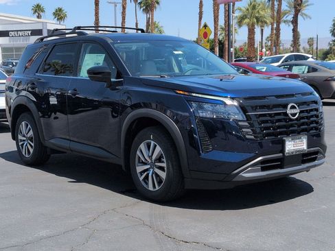 New 2026 Nissan Pathfinder SL AWD/4WD image 6