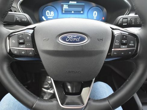 Used 2024 Ford Escape Platinum image 19