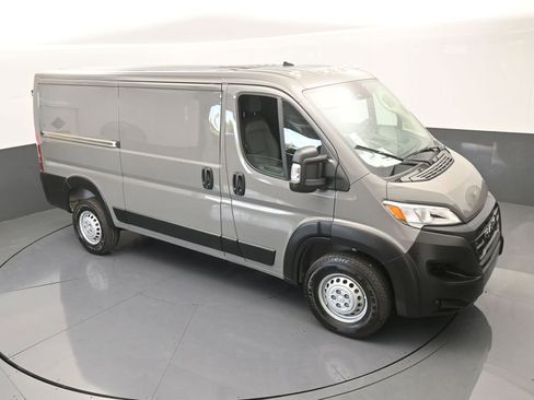 Used 2025 RAM ProMaster 1500 FWD image 41