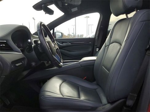 Used 2024 Buick Enclave Premium image 18