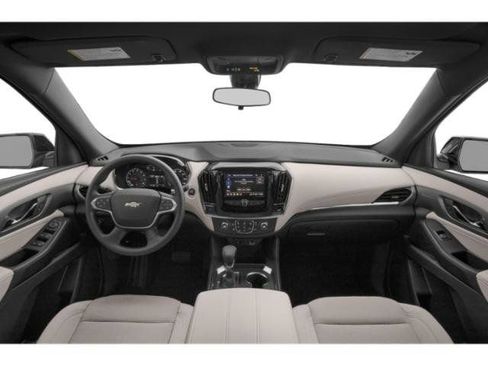 Used 2023 Chevrolet Traverse Premier FWD image 12