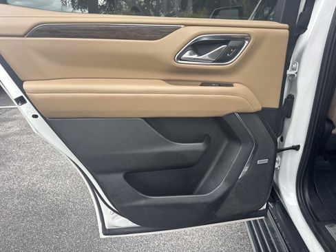 Used 2023 Chevrolet Tahoe Premier image 12