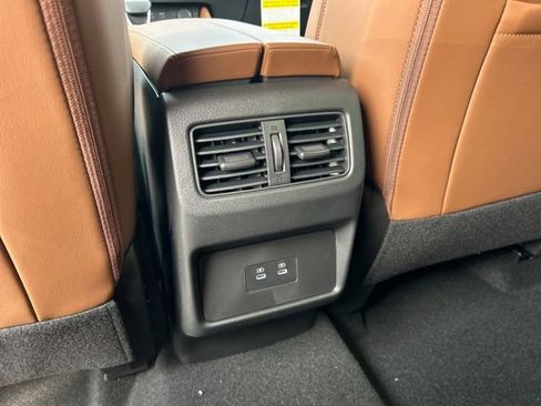 New 2026 Nissan Rogue Platinum AWD/4WD image 24