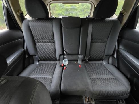 Used 2018 Nissan Rogue S FWD image 28