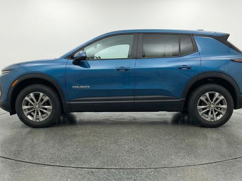 Used 2025 Chevrolet Equinox LT image 5