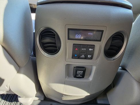 Used 2011 Honda Pilot EX image 28