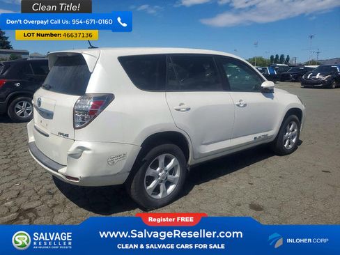 Used 2013 Toyota RAV4 EV image 4