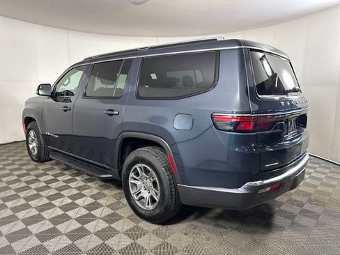 Used 2022 Jeep Wagoneer Series I image 5