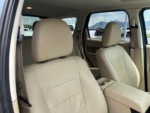 Used 2012 Ford Escape Limited FWD image 33