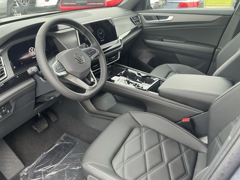 New 2026 Volkswagen Atlas Cross Sport SE AWD/4WD image 12